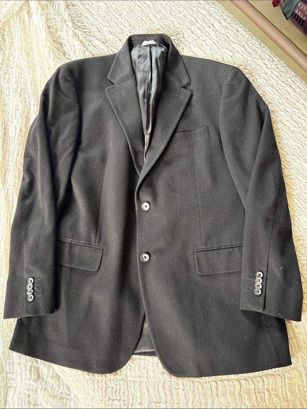 Lord & Taylor 100% CashmereTwo-Button Blazer 41R